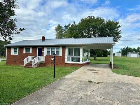 1785 Henley Country Road, Randleman, NC 27317