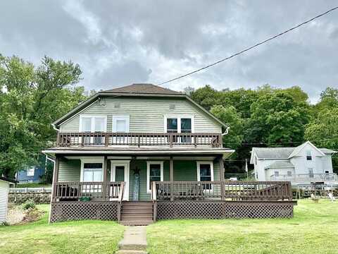 Maple, BLANCHARDVILLE, WI 53516