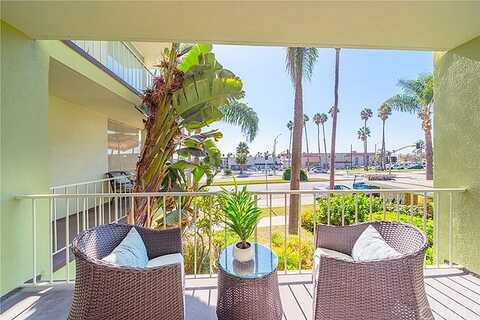 E Livingston Dr, Long Beach, CA 90803