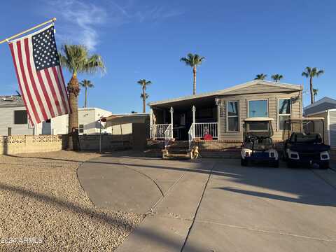 W Pomo Avenue, Apache Junction, AZ 85119