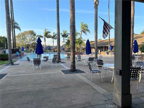 Portola Ct, Huntington Beach, CA 92646