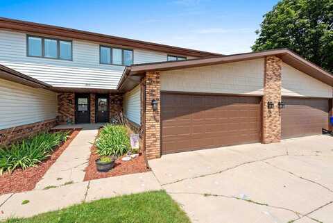 E 1St Avenue, Appleton, WI 54911