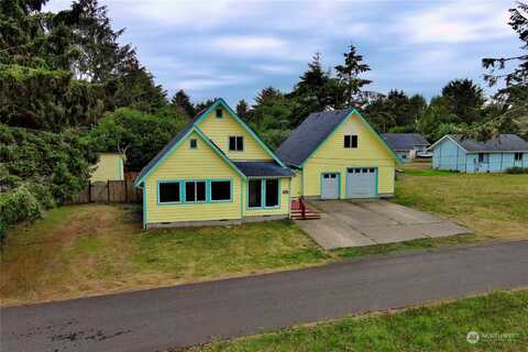 Vela, OCEAN SHORES, WA 98569