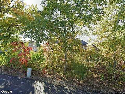 E Honeygold Court, Appleton, WI 54913