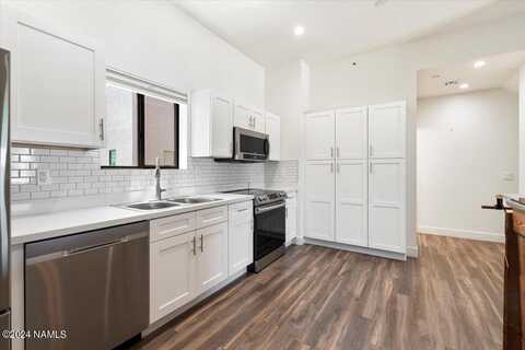 W Colter, # 16, Phoenix, AZ 85015