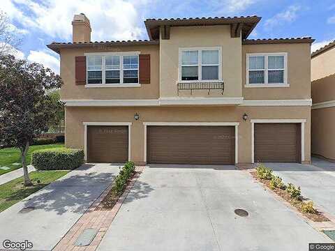 Vista Way, Lake Elsinore, CA 92532