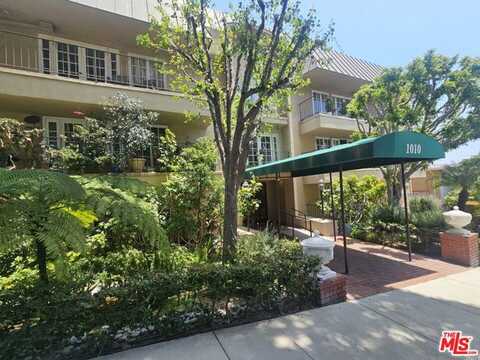 Palm Avenue, West Hollywood, CA 90069