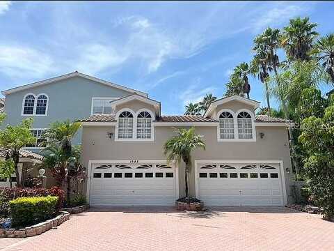 Lago Vista, PALM HARBOR, FL 34685