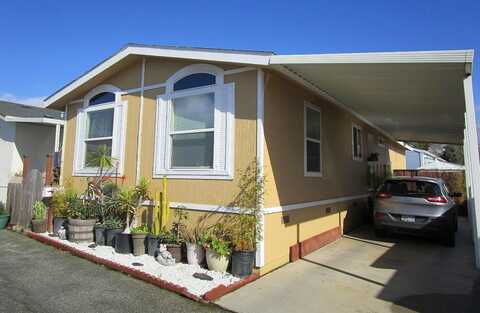 Blanca Ln 715, Watsonville, CA 95076