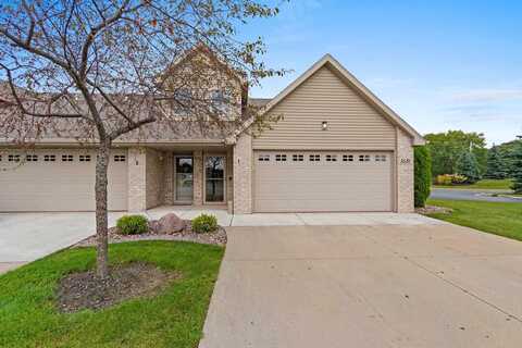 W Main Circle, Ashwaubenon, WI 54115