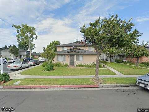 Viewpoint Ln, Huntington Beach, CA 92647