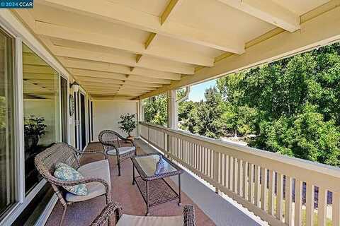 Rockledge Ln, Walnut Creek, CA 94595