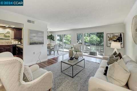 Oakmont Dr, Walnut Creek, CA 94595