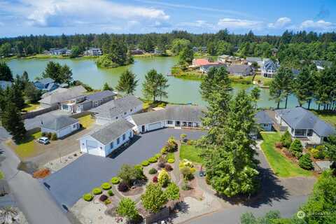 Se Eagle Nest Court, Ocean Shores, WA 98569