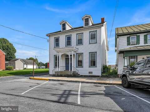 18 E MARKET STREET, JONESTOWN, PA 17038