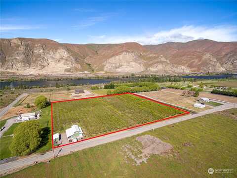 4910 4948 Nw Cascade Avenue, East Wenatchee, WA 98802