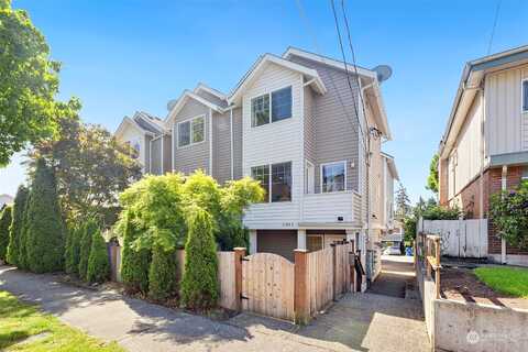 N 92Nd Street, Seattle, WA 98103