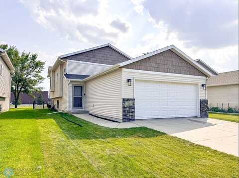 11Th, MOORHEAD, MN 56560