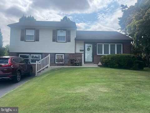 204 CARLTON DRIVE, BROOMALL, PA 19008