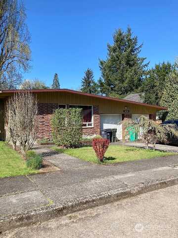 & 520 18Th Avenue Se, Olympia, WA 98501