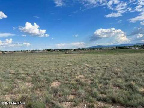 E Tanner Lane, Prescott Valley, AZ 86315