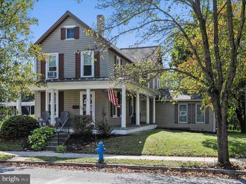 998 SCOTLAND AVENUE, CHAMBERSBURG, PA 17201