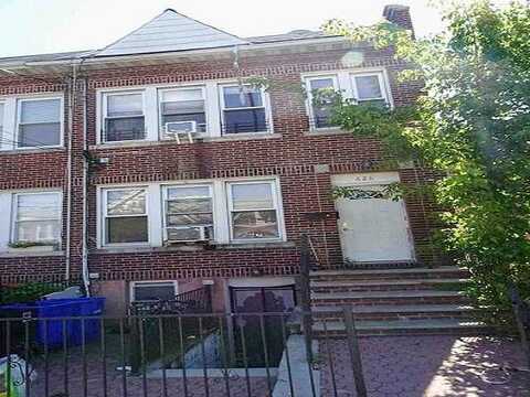 Ovington, BROOKLYN, NY 11209