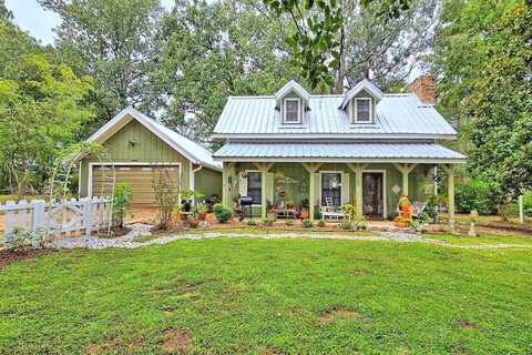 106 S Helm, Hemphill, TX 75948