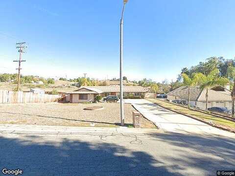 Vista De Cerros, MORENO VALLEY, CA 92555