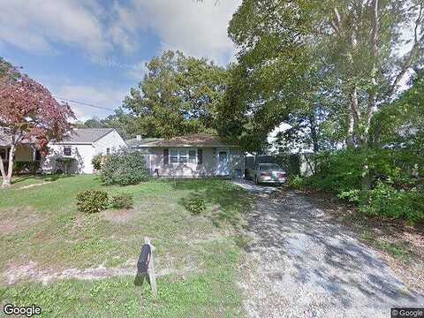 Clinton, MASTIC, NY 11950