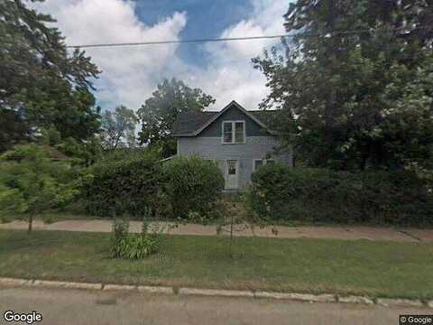 Oak St, WAUPACA, WI 54981