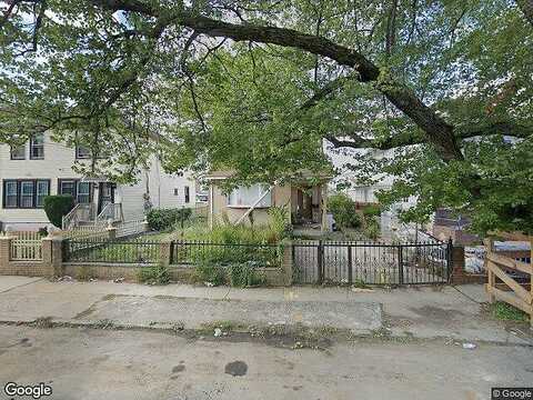 135Th, SOUTH OZONE PARK, NY 11420