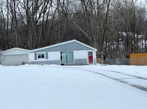 6 Mile, COMSTOCK PARK, MI 49321