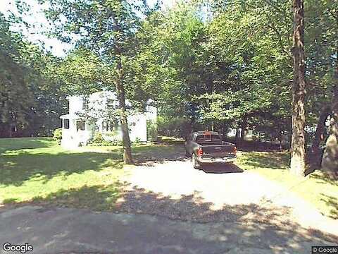 Pinecrest, LITTLETON, MA 01460