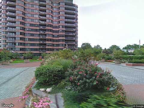 Carlyle, CLIFFSIDE PARK, NJ 07010