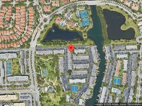 24Th, HALLANDALE BEACH, FL 33009