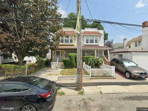 40Th, BROOKLYN, NY 11210