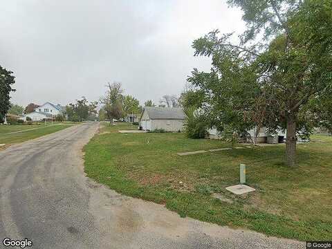 West, BLAIRSTOWN, IA 52209