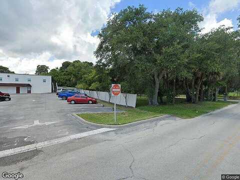 Riverside, EDGEWATER, FL 32132