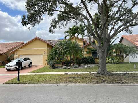 161St, PEMBROKE PINES, FL 33028