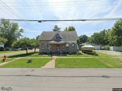 South, MOUNT STERLING, IL 62353