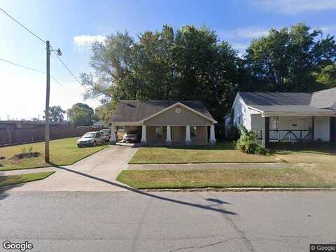 10Th, NORTH LITTLE ROCK, AR 72114