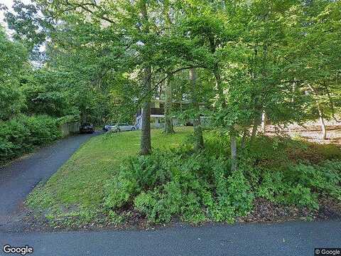 Stanwood, MOUNT KISCO, NY 10549