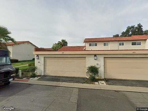 Avenida Alvarado, PLACENTIA, CA 92870