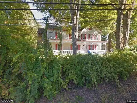 Maple Hill, KINGSTON, NY 12401