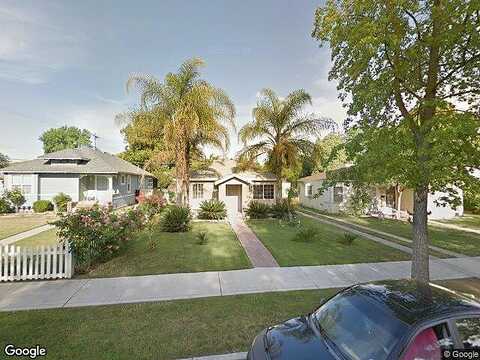 19Th, KINGSBURG, CA 93631