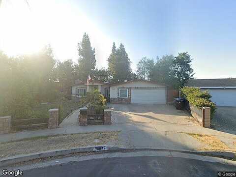 Kinzie, NORTH HILLS, CA 91343