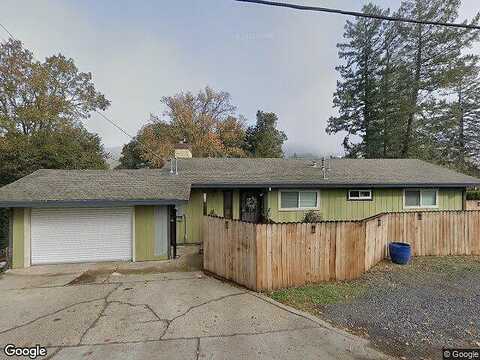 Madrone, UKIAH, CA 95482