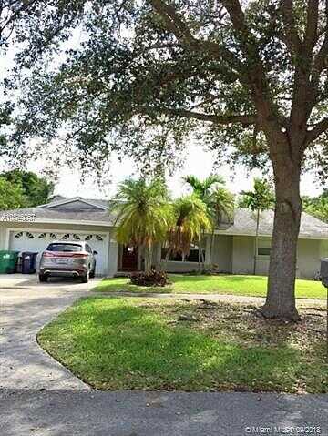 77Th, PALMETTO BAY, FL 33157