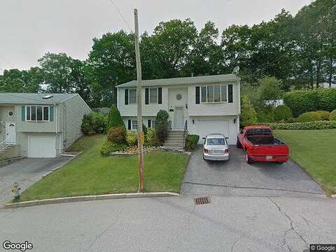 Lawnacre, NORTH PROVIDENCE, RI 02911